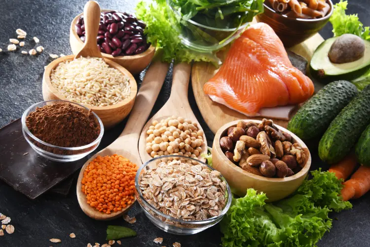 diatrofi kai cholisteroli